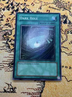 Yugioh Dark Hole LOB-052 Super Rare Unlimited NM - Image 1