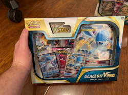 POKEMON TCG GLACEON & LEAFEON VSTAR Special Collection Box set of 2 - Image 2