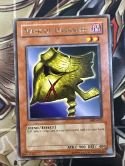 Yu-Gi-Oh! RARE CARD MASK OF DARKNESS MRD-014 VINTAGE PRINT LP - Image 1