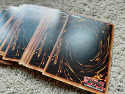 yugioh 1996 joey starter deck 1st edition, opened, manual, mat, good condition - Image 3