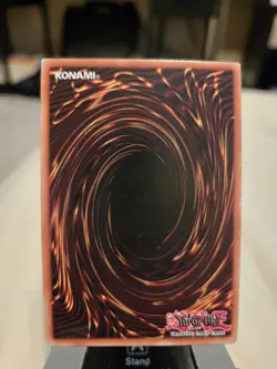 Konami Dark Magician Starter Deck Yugi SDY-006 Ultra Rare Holo English TCG!! - Image 3
