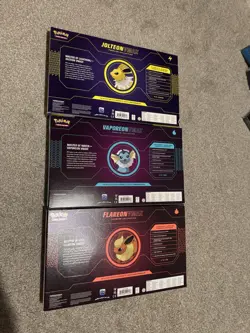 Nintendo Pokemon TCG Eevee Evolution Vmax Premium Collection Card Game Set of 3 820650851308 - Image 3