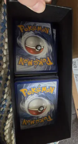 400 pokemon cards lot - Image 1