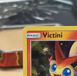 Victini 10/145 HOLO 2017 Sun & Moon Guardians Rising POKEMON TCG - Image 2