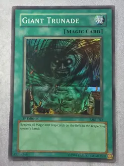 Yu-Gi-Oh Dark Magician SDY-006 1st Edition Ultra Rare NM/LP - Image 1