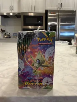 Pokemon TCG: Sword & Shield - Vivid Voltage Booster Box Factory Sealed 820650817496 - Image 3