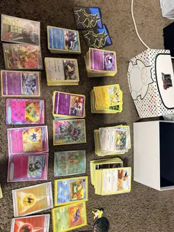 Pokemon 500 Card Lot Includes Over 100 Holos; All The Cards Are Mint￼ - Image 1