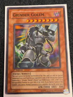 Yugioh 2007 Grinder Golem Super Rare 1st Ed. DP07-EN009 Near Mint - Image 1