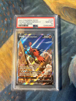Pokemon TCG - Galarian Zapdos V 174/198 Alternate Art Chilling Reign PSA 10 - Image 1