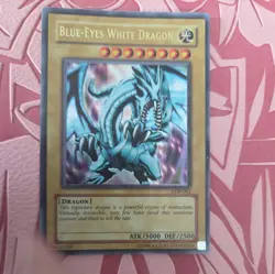 Vintage Konami Yugioh | Blue-Eyes White Dragon LOB-001 | Ultra Rare - Unlimited - Image 2