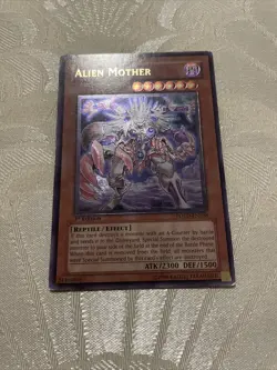 Yugioh Alien Mother POTD-EN028 Ultimate Rare 1st Edition Played/Edgewear - Image 1
