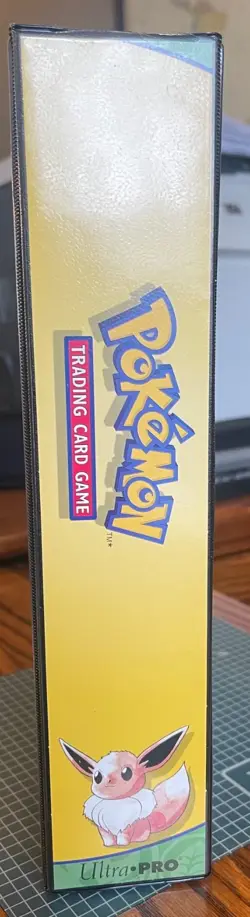 Vintage 1999 WOTC Pokemon Trading Card Game 3-Ring Binder w/45 9-pocket Pages - Image 3