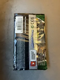Pokemon Evolving Skies Booster Pack | Umbreon Artwork 820650808784 - Image 3