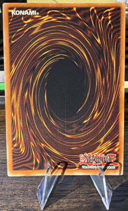 Yu-Gi-Oh! Invader of Darkness IOC-111 Unlimited Secret Rare LP - 1996 - Image 2