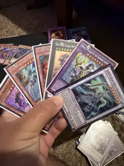 Yugioh Collection Vintage And Modern Binder 400 Cards, 90% Are Holos, All NM - Image 3