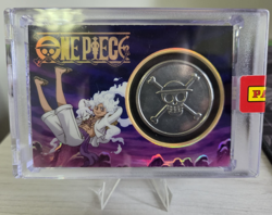 One Piece Treasure Box Panini - Silver Medallion Card - Image 1