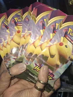 Pokemon Sword and Shield 2020 Assorted Unopened Booster 32 Packs - Image 2