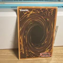 Yu-Gi-Oh! Blue-Eyes White Dragon SDBE-EN001 Saga Monster ATK/3000 DEF/2500 Card - Image 2