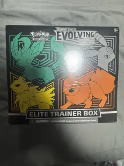 Pokemon TCG Sword & Shield Evolving Skies Elite Trainer Box ETB SEALED - Image 1