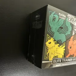 Pokemon TCG Sword & Shield Evolving Skies Elite Trainer Box ETB New/SEALED - Image 3