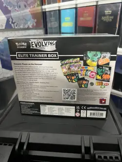Pokemon Sword & Shield Evolving Skies Elite Trainer Box Leafeon Umbreon SEALED! - Image 3