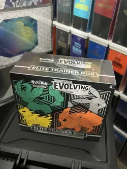 Pokemon Sword & Shield Evolving Skies Elite Trainer Box Leafeon Umbreon SEALED! - Image 5