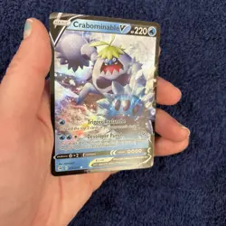 Pokemon TCG Crabominable V SWSH Fusion Strike 076/264 Ultra Holo Rare Card NM - Image 3