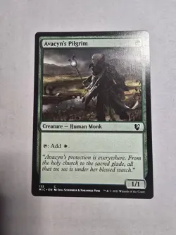Avacyn's Pilgrim Commander: Innistrad: Midnight Hunt Regular - Image 1