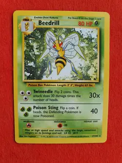 Beedrill 17/102 Pokemon TCG Base Set (1999) Rare NM - Image 1