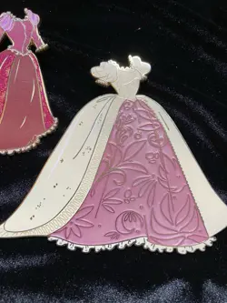 Disney tangled fantasy pin paper doll pin set Rapunzel wedding dress pin - Image 4