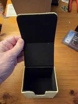 Vintage ULTRA PRO Magic The Gathering MTG WHITE MANA FLIP BOX MTG Deck Case - Image 5