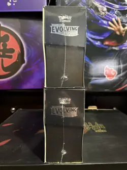 Pokemon TCG Sword & Shield Evolving Skies Elite Trainer Box ETB Sealed - Image 2