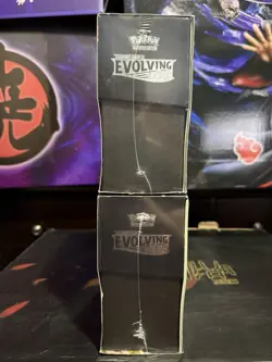 Pokemon TCG Sword & Shield Evolving Skies Elite Trainer Box ETB Sealed - Image 4