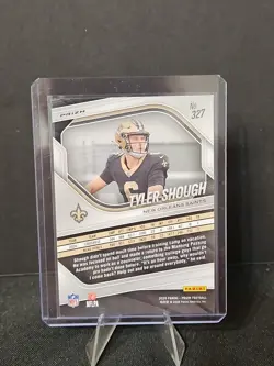2025 Panini Prizm - Rookies Tyler Shough #327 Green Flash Prizm (RC) - Image 3