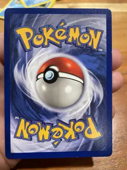 1999 Pokemon Base Set Hitmonchan Holo 7/102 (German) - Image 2