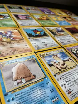 First edition Neo Genesis Pokemon Cards Bundle Mixed Conditions WOTC - Image 4