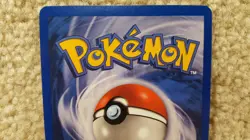 1999 Pokemon Card Fossil Set Shellder 54/62 Spanish 1st Edition - Image 4