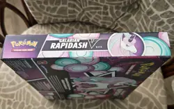 Pokemon TCG GALARIAN RAPIDASH V BOX 820650808739 - Image 4