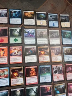 MAGIC THE GATHERING BUNDLE approx 100 BULK JOB LOT CARDS. LOT D - Image 3