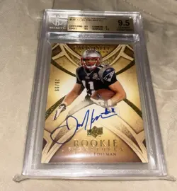 JULIAN EDELMAN 2009 EXQUISITE COLLECTION ROOKIE ON CARD AUTO BGS 9.5 10 AUTO - Image 1