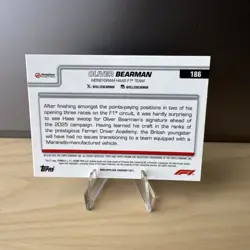 2025 Topps Chrome F1 Oliver Bearman RC On The Move Blue RayWave 028/150 #186 - Image 2