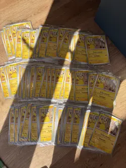 20 x Pokemon Pikachu at the Natural History Museum Sealed Jumbo Promo SVP - Image 1