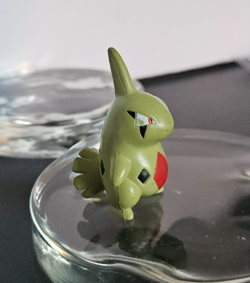 LARVITAR. POKEMON MONSTER TOY FIGURE. NINTENDO, TOMY, CTGSJ - Image 1