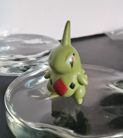 LARVITAR. POKEMON MONSTER TOY FIGURE. NINTENDO, TOMY, CTGSJ - Image 3