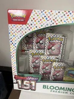 Pokemon TCG Scarlet & Violet 151 Blooming Waters Premium Collection Box Sealed - Image 3