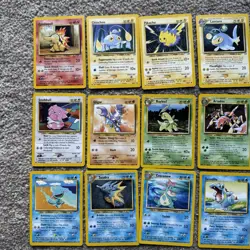Pokemon TCG 29 Card Bundle Neo Genesis Vintage Job Lot - Image 2