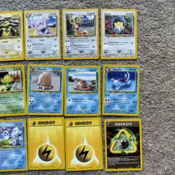 Pokemon TCG 29 Card Bundle Neo Genesis Vintage Job Lot - Image 4