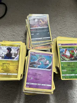 X930 Pokemon Bulk From SWSH era Inc Evolving Skies, Brilliant Stars Etc Job Lot - Image 1