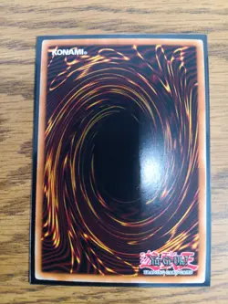 YUGIOH! Dark Magician 25th Quarter Century Secret Rare LIMITED ED LC01-EN005 - Image 2
