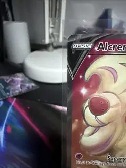 Pokemon TCG Alcremie v Shining Fates 064/072 Holo Ultra Rare NM/Mint Condition! - Image 2